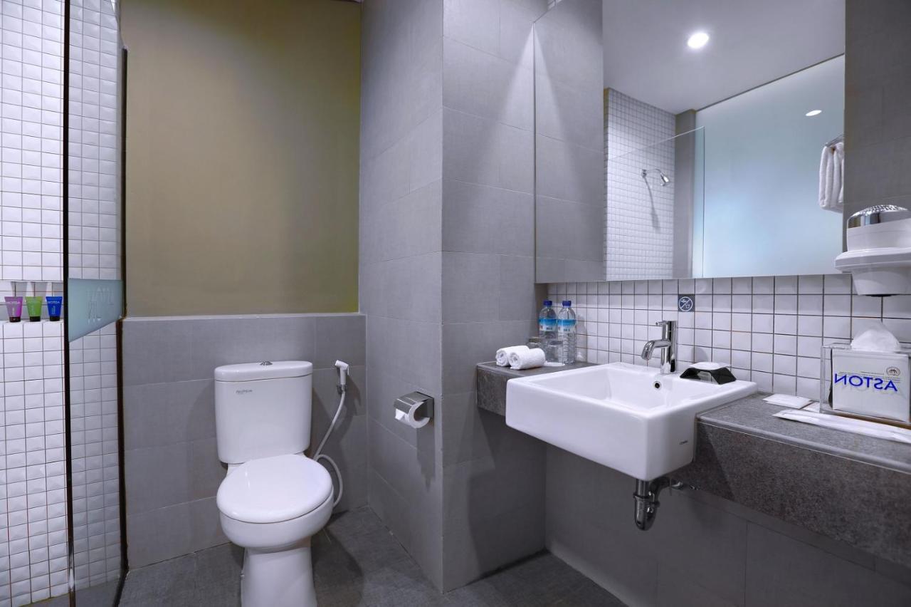 Aston Inn Mataram Exteriér fotografie