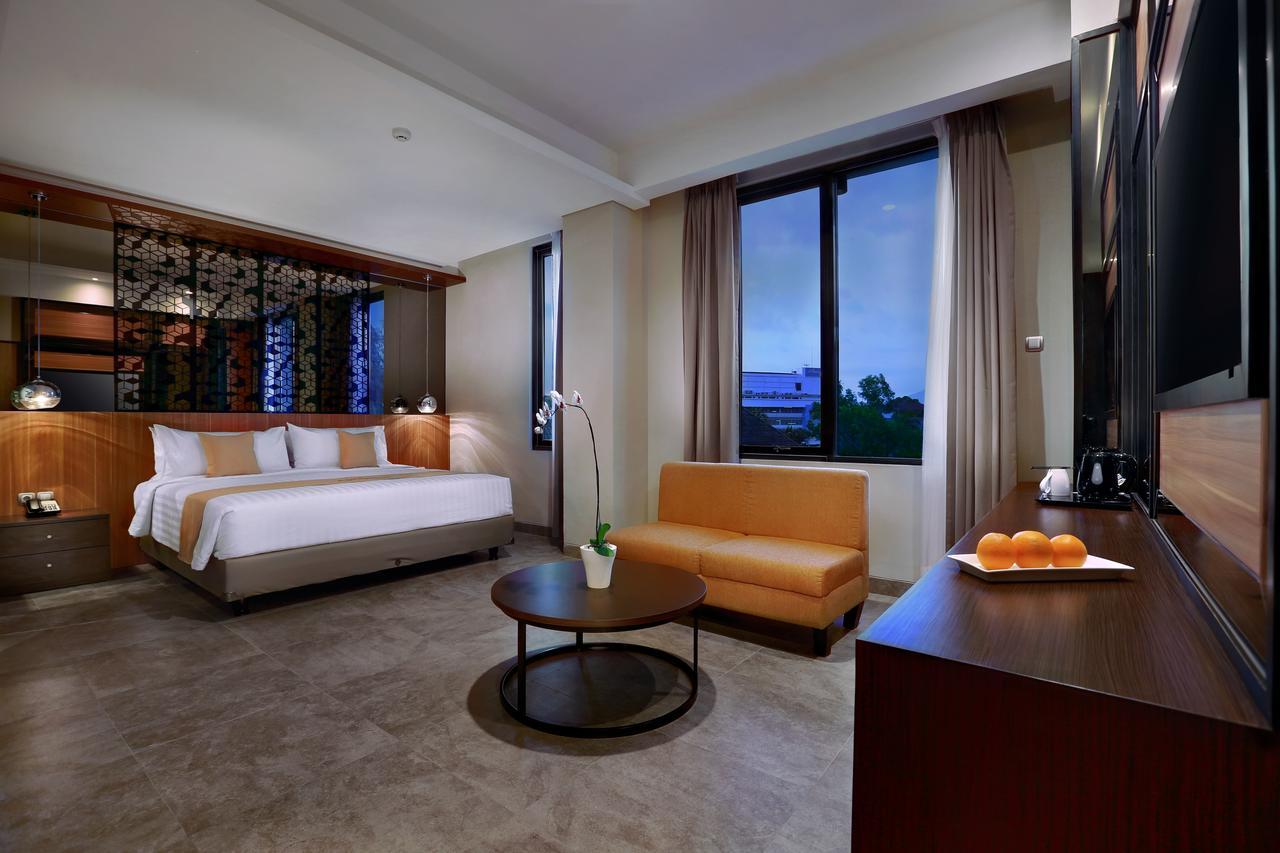 Aston Inn Mataram Exteriér fotografie